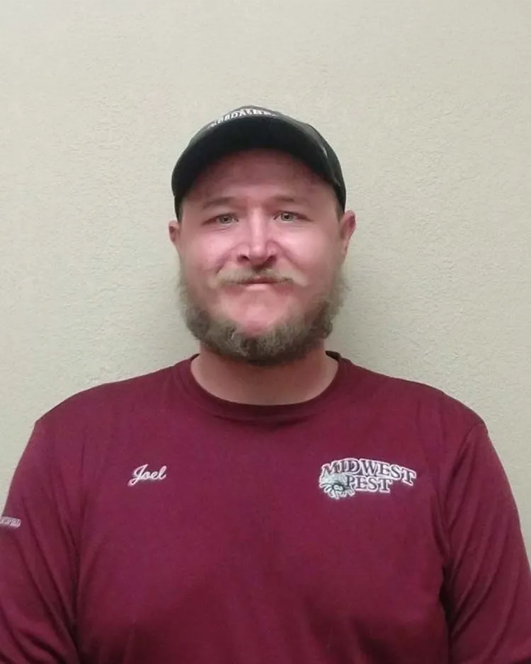 joel-bolstad Joel Bolstad specializing in commercial pest control services